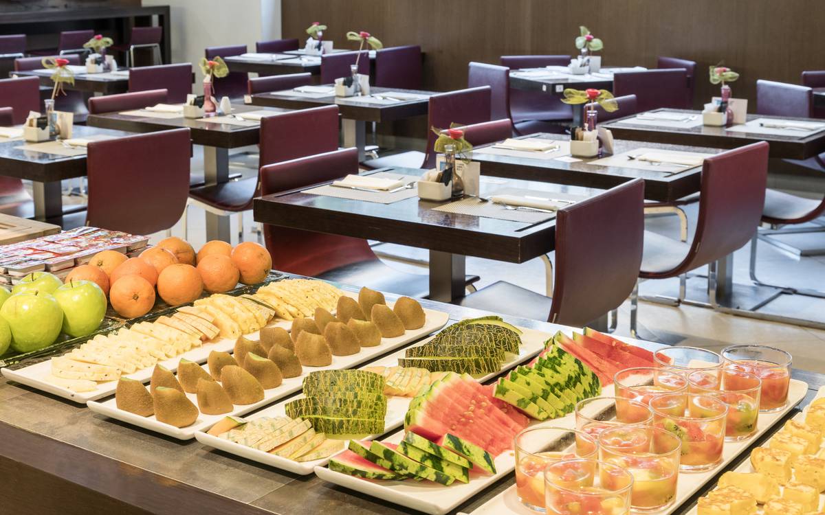 Restaurante Hotel ILUNION Auditori Barcelona Restaurante Hotel ILUNION Auditori Barcelona