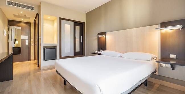 habitaciones y suites hotel ILUNION Auditori habitaciones y suites hoteles eixample barcelona