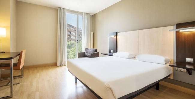 Habitación doble ilunion auditori Hotel ILUNION Auditori Barcelona Habitación doble ilunion auditori Hotel ILUNION Auditori Barcelona